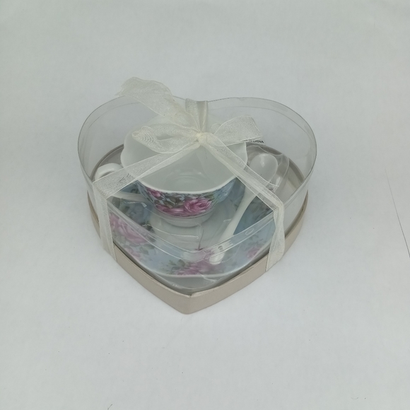NWT Cute Tea Cup Set - Picture 1 of 4